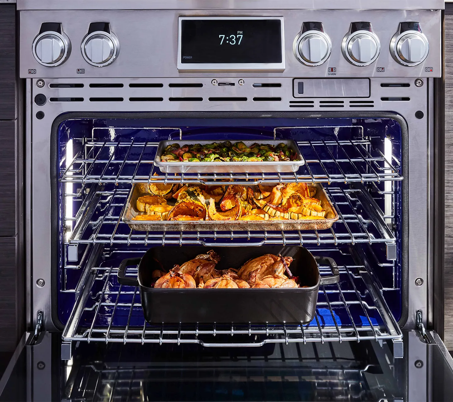 36 Dual Fuel Pro Range with Steam Assist Oven and Griddle Signature Kitchen Suite