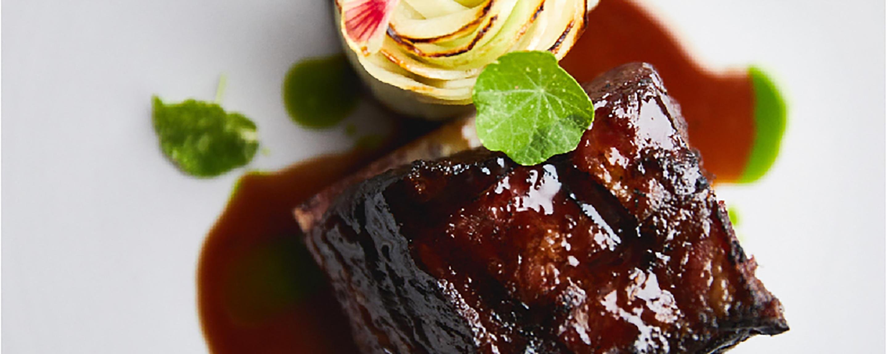 Braised Sous Vide Short Ribs with Red Wine Jus