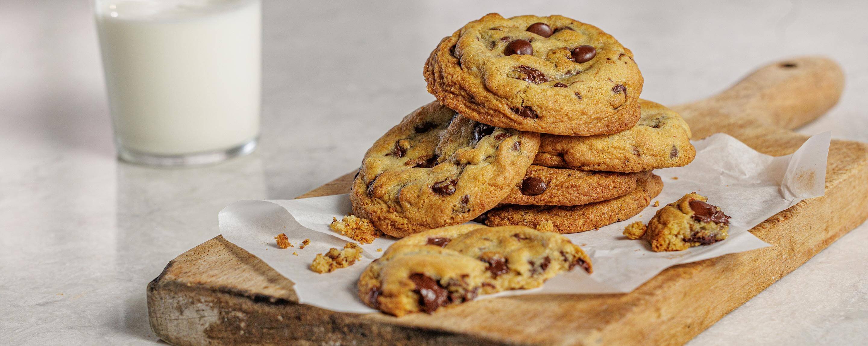 Brown Butter and Flake Salt Chocolate Chip Cookie